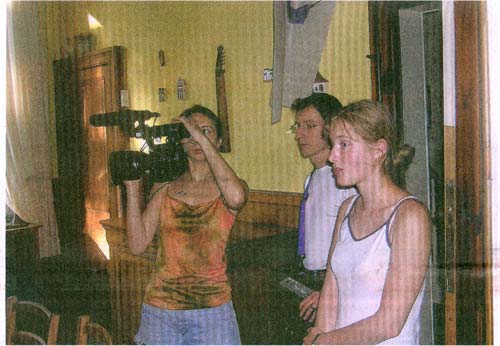 Angelica Petteno, Philippe Englebert et Ccile Sartorius en tournage  Daniel Ballez